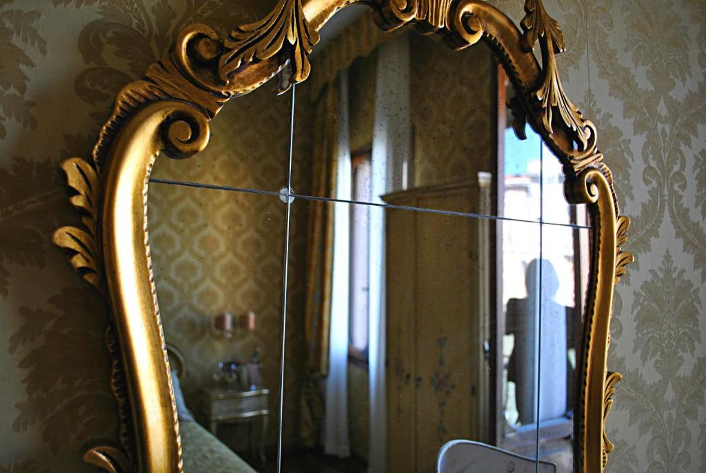 
Superior Double Room with Grand Canal View
