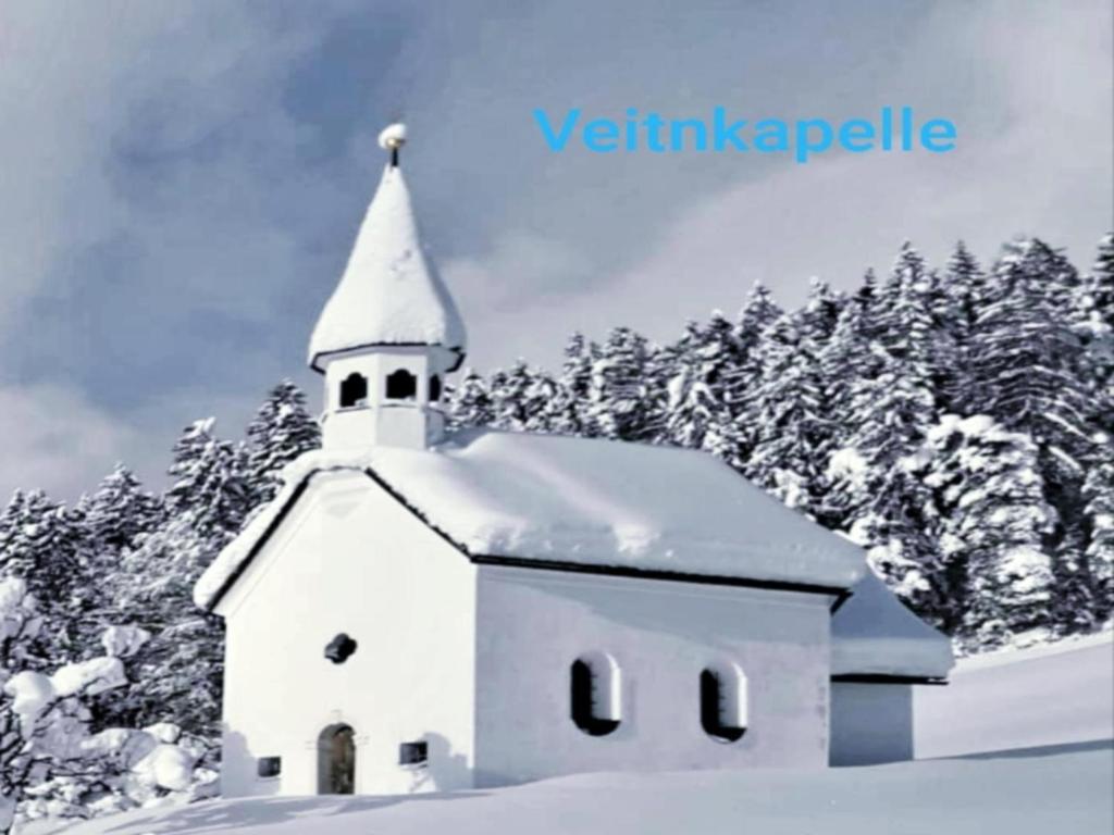 Veitnhof Vomperberg v zimě