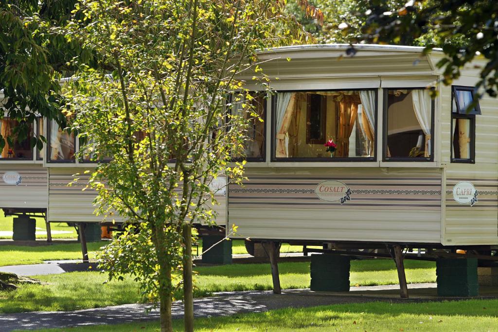 Gallery image of Flemings White Bridge Self-Catering Mobile Home Hire in Killarney
