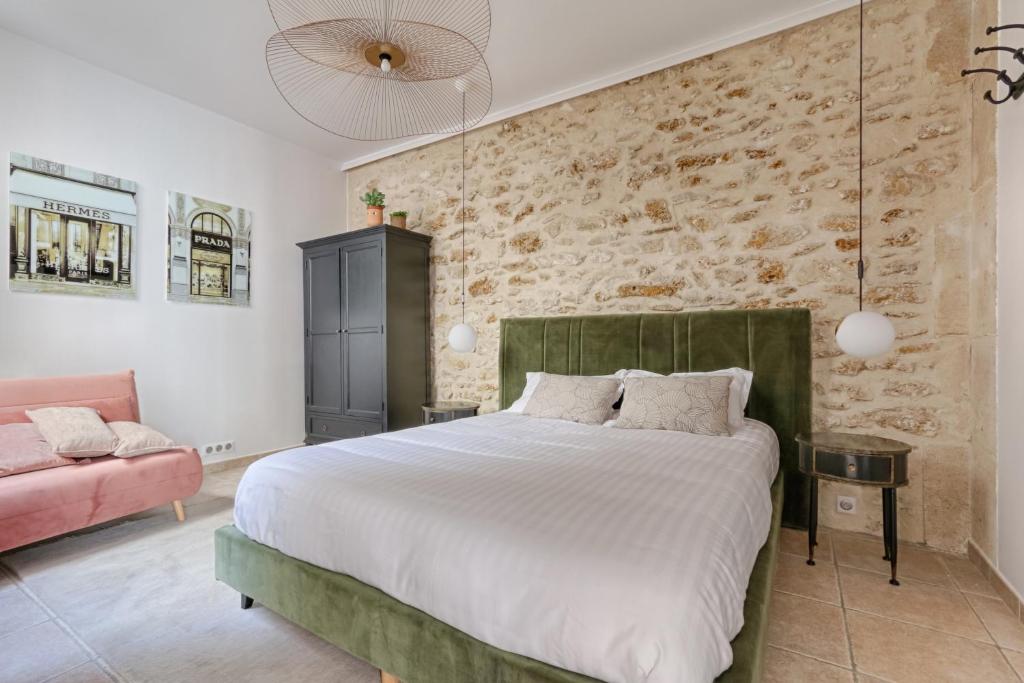 Ein Bett oder Betten in einem Zimmer der Unterkunft Splendid Parisian Flat 5P - Montorgueil