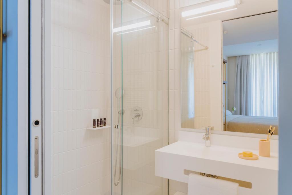 The Passage Apartments - 16