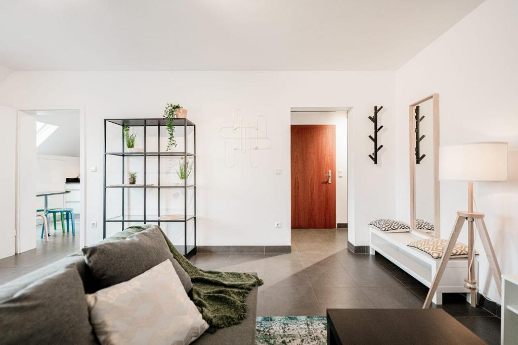 Stylish Apartments in Vibrant Bonnevoie - Apartamento De Dos Dormitorios