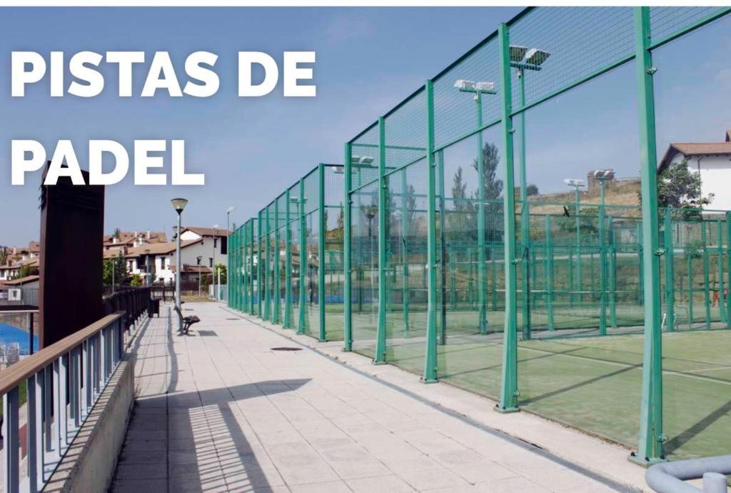 Tenis a/nebo squash v ubytování Sol Badaguas Jaca nebo okolí