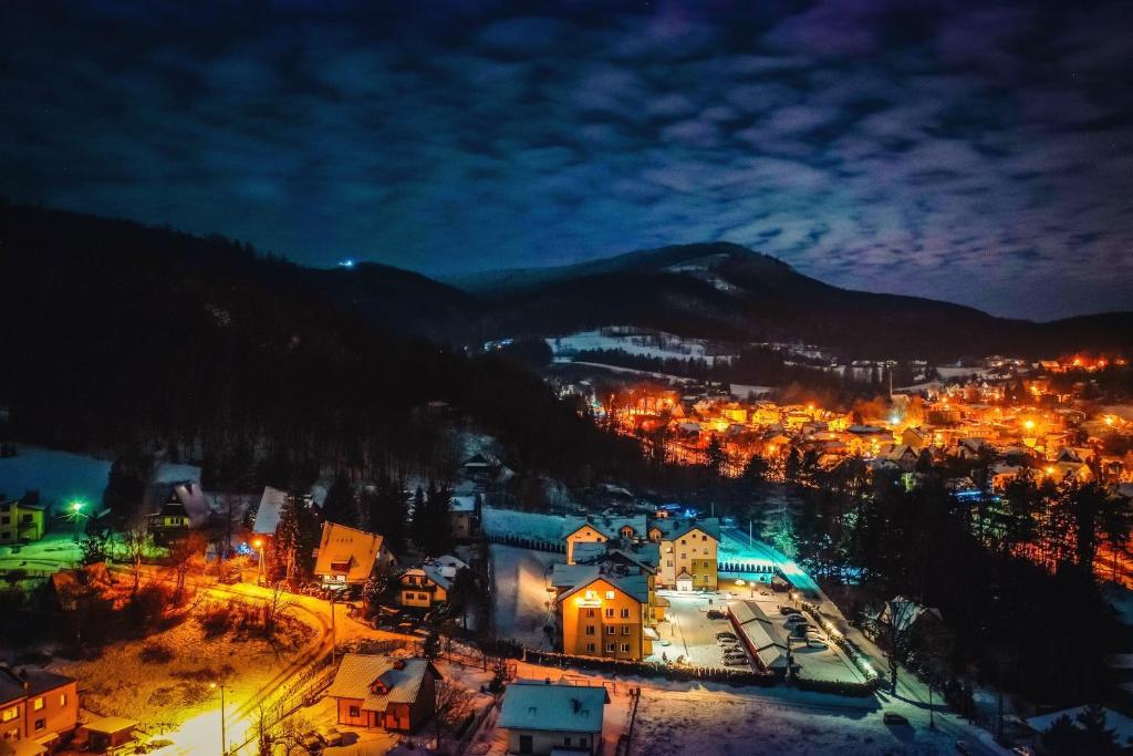 Výhľad na hory alebo výhľad na hory priamo z apartmánu