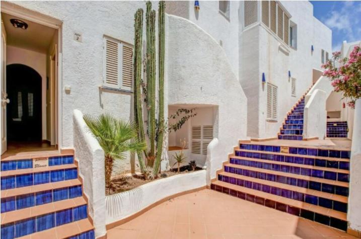 Apartment with terrace and parking, La Isleta del Moro ...