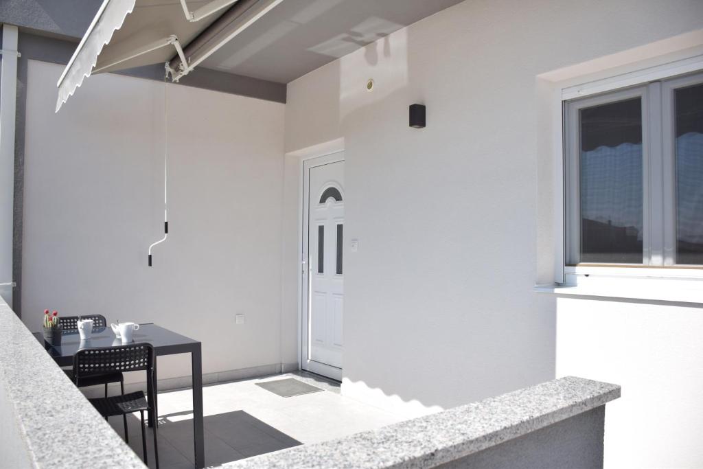 Fotografia z galérie ubytovania Studio apartman Gili v destinácii Kaštela