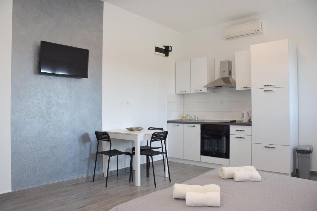 Fotografia z galérie ubytovania Studio apartman Gili v destinácii Kaštela