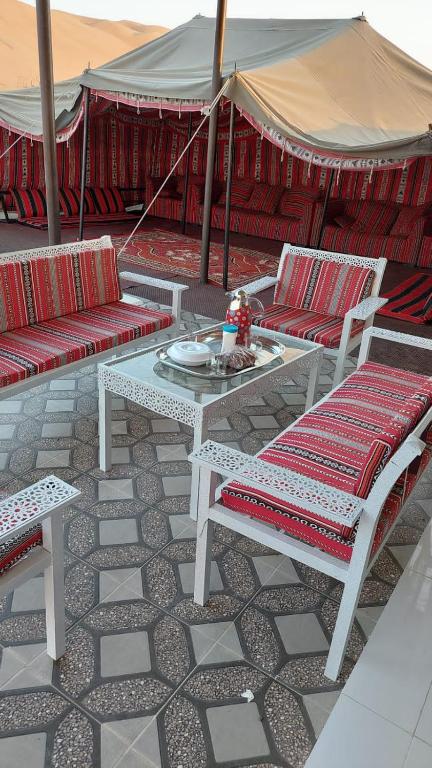 Fotografie z fotogalerie ubytování شاليهات رمال بديه v destinaci Al Raka