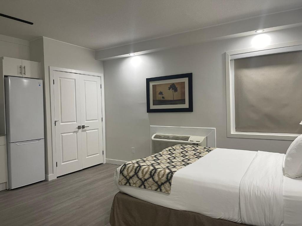 
Deluxe Suite, 1 King Bed - Non-Smoking/Not Pet-Friendly
