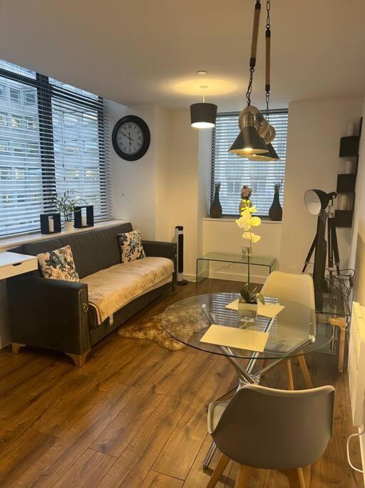 Luxury Chic Apartments - Hizvo