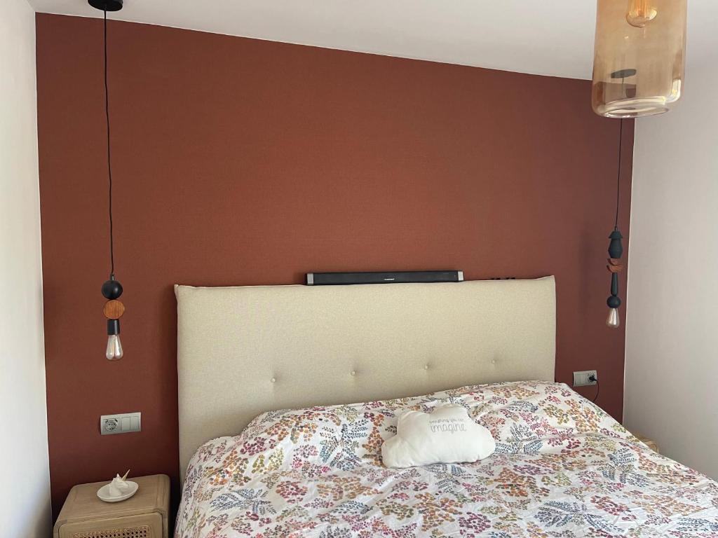 Posteľ alebo postele v izbe v ubytovaní Modern 3 bedroom apartment situated in luxury beachfront gated community
