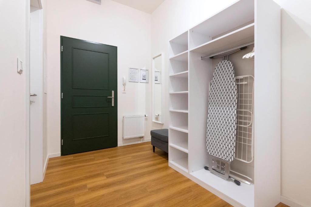 Hidden Art Boutique Residence by Dwellfort - 15