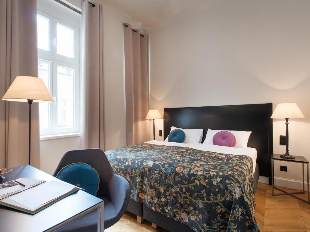 
One-Bedroom Apartment (4 Adults)
