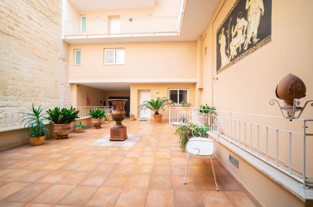 Il Cortile delle Esperidi - Sala Regina Con Balcone