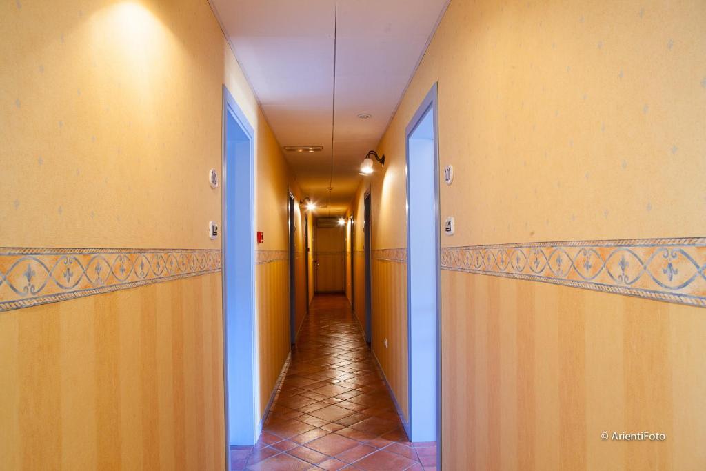 カパルビオにあるAlbergo del Lagoのギャラリーの写真