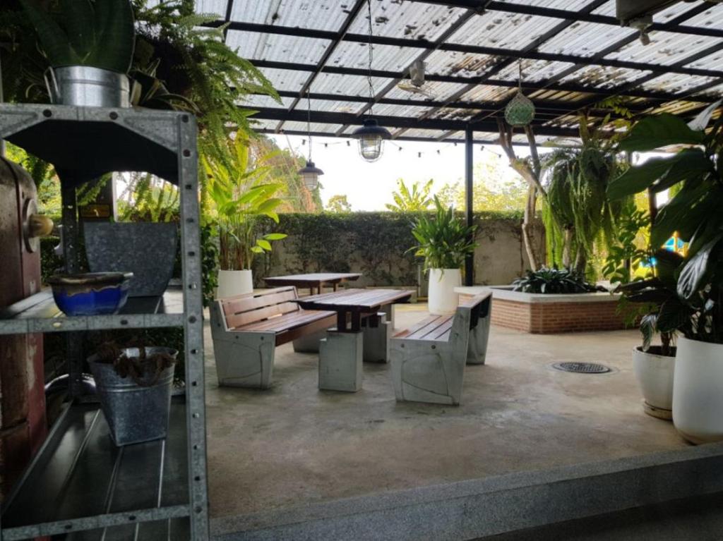 Zahrada ubytování Elite Residence Phitsanulok SHA