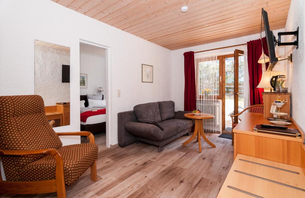 Posezení v ubytování Hotel Effland -Sauna -Pool