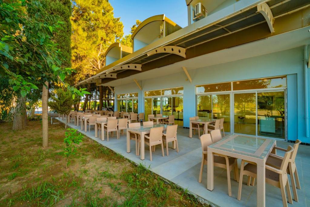 Zahrada ubytování Prenses Sealine Beach Hotel