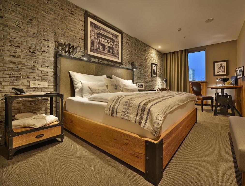 LOFT Hotel Bratislava - Resim 16