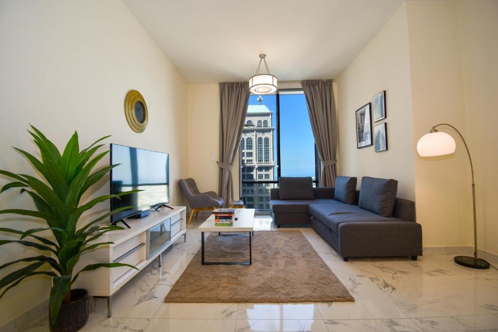 Lux 1BR at Habtoor City Noora Tower Business Bay