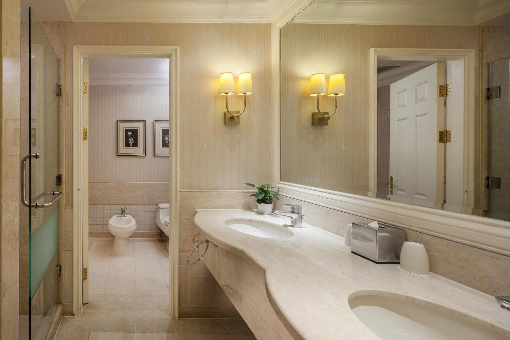 Beijing Hotel NUO Forbidden City - Heritage King Room Chang An Avenue