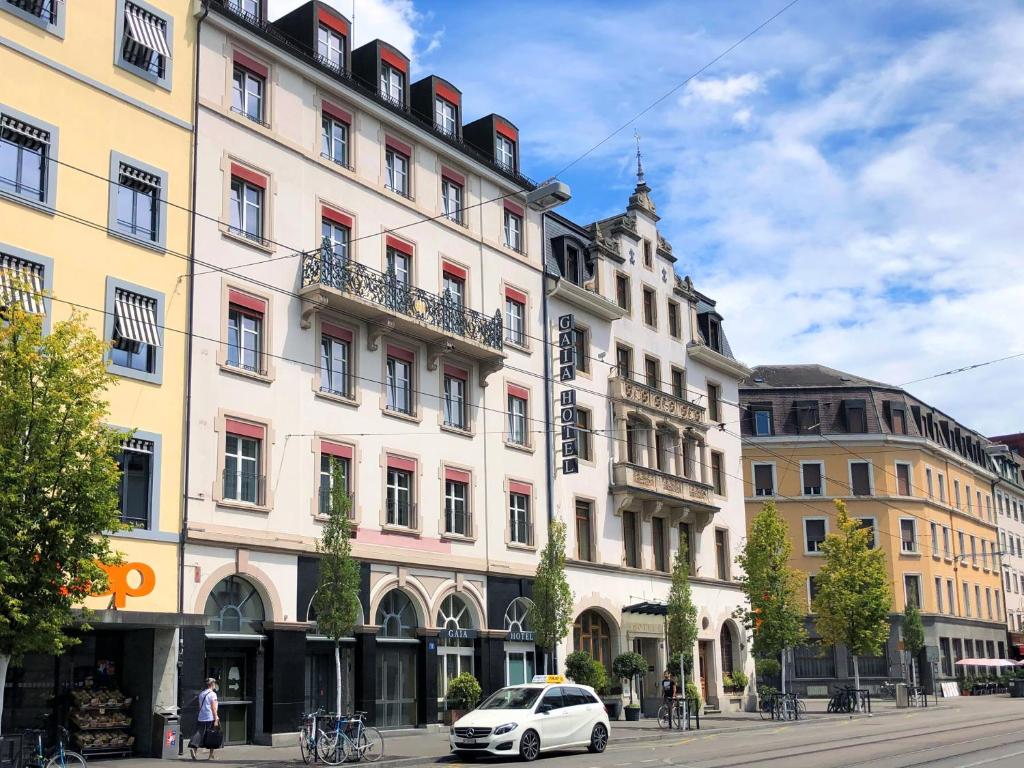 Budova, kde se hotel nachází