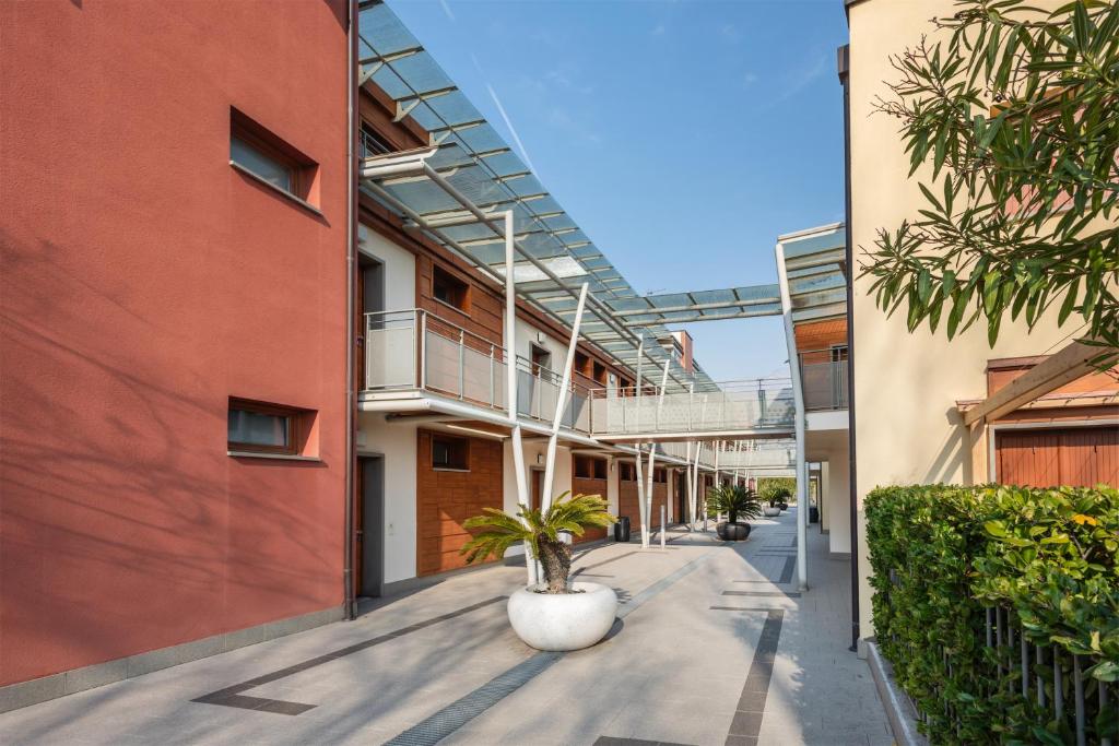 The building in which Az apartmant is located