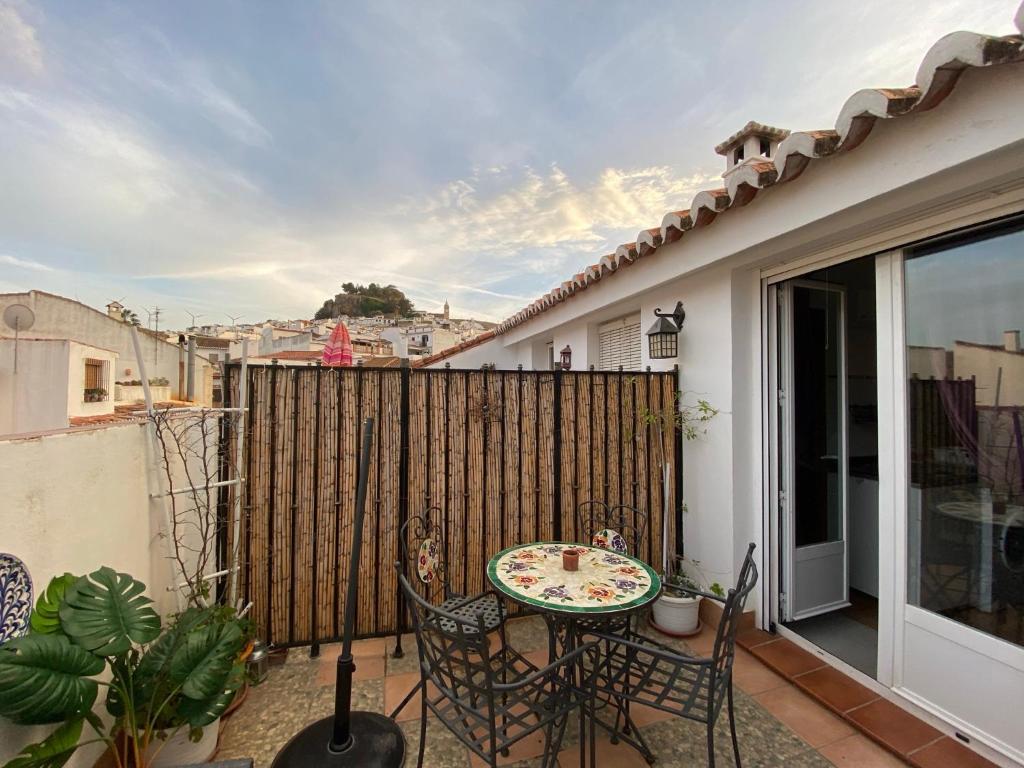 Photo de la galerie de l'établissement Apartment with roof Terrace and AC, à Ardales