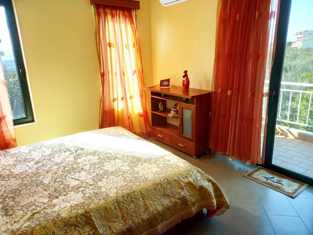 Beach Hiking Holiday Villa Luanit - Image 15