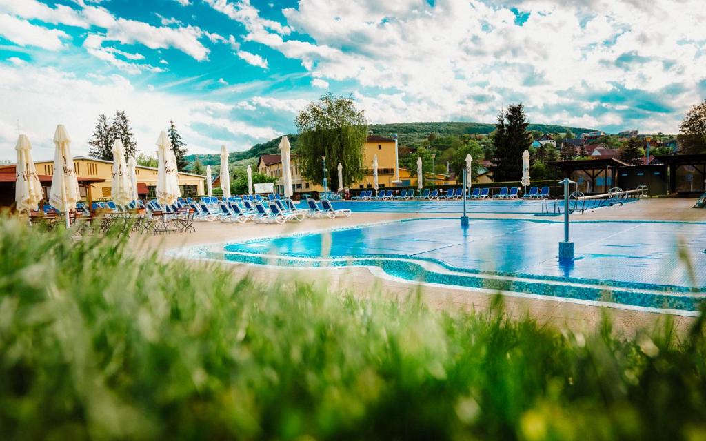 Bazén v ubytování Septimia Hotels & Spa Resort nebo v jeho okolí