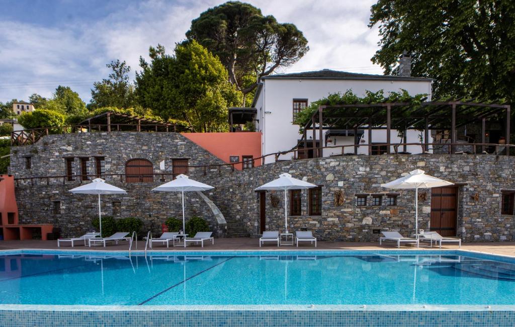 Bazén v ubytování Tilia Resort nebo v jeho okolí