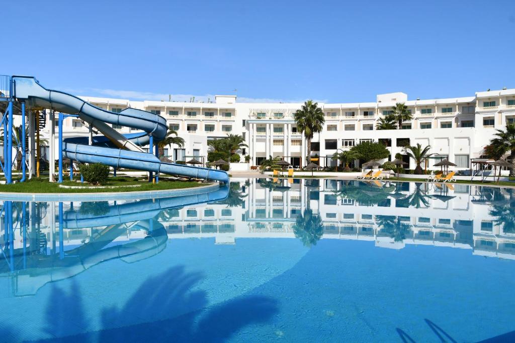 Booking.com: Prestige Resort Hammamet , Hammamet, Tunisie - 7 Commentaires  clients . Réservez votre hôtel dès maintenant !