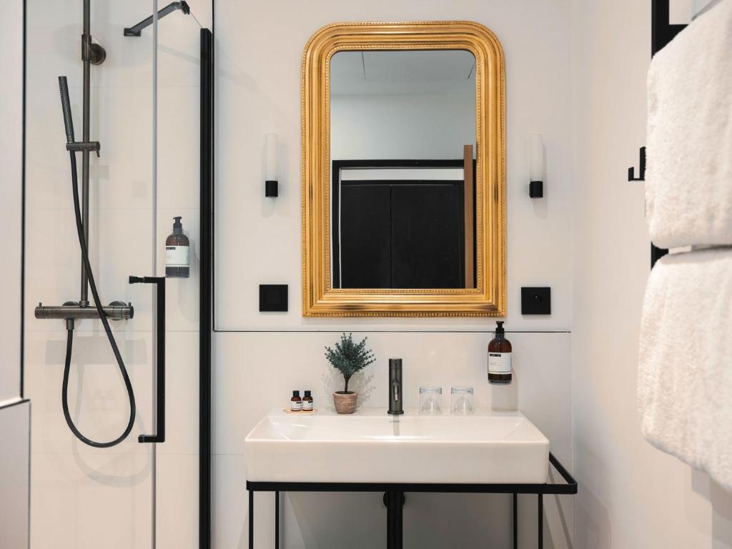 Maisons du Monde Hôtel & Suites - Marseille Vieux Port - Resim 31