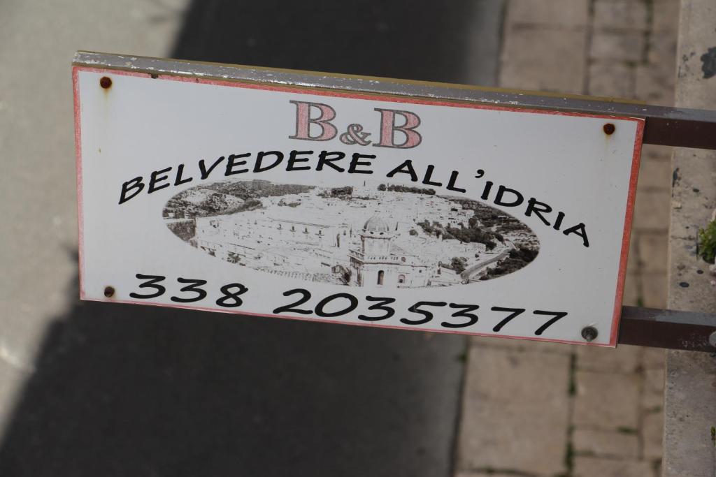 Certifikát, hodnocení, plakát nebo jiný dokument vystavený v ubytování B&B Belvedere All'Idria