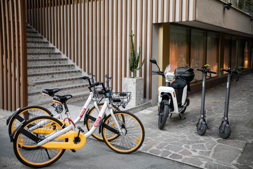 Kerékpározás Bio Boutique Hotel XU' - Gruppo Ambienthotels környékén