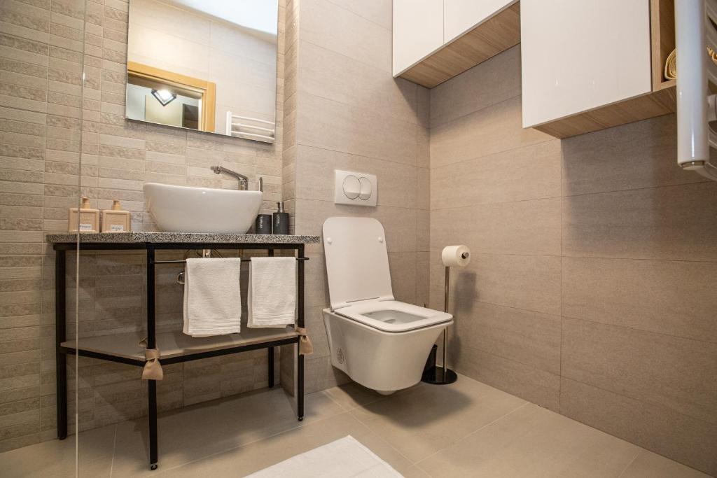 Rest Apartments - 14