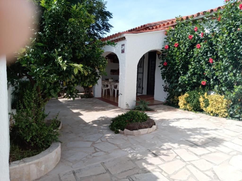 Zahrada ubytování Nice and relax Mediterranean villa with free wifi