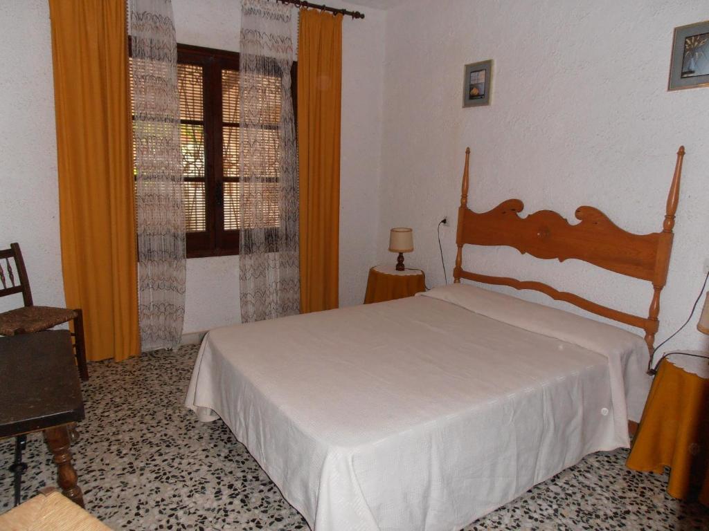 Postel nebo postele na pokoji v ubytování Nice and relax Mediterranean villa with free wifi