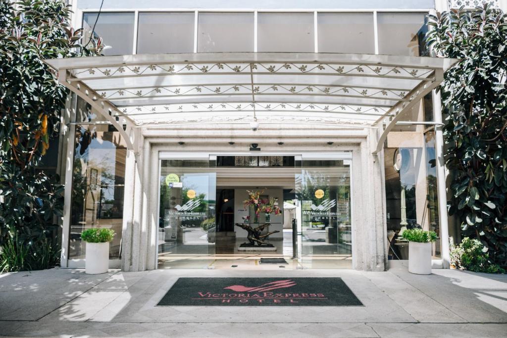 Hotel Victoria Express