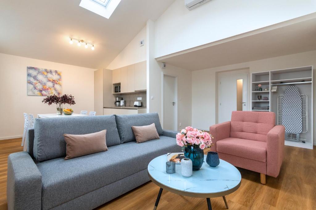 Hidden Art Boutique Residence by Dwellfort - Resim 12