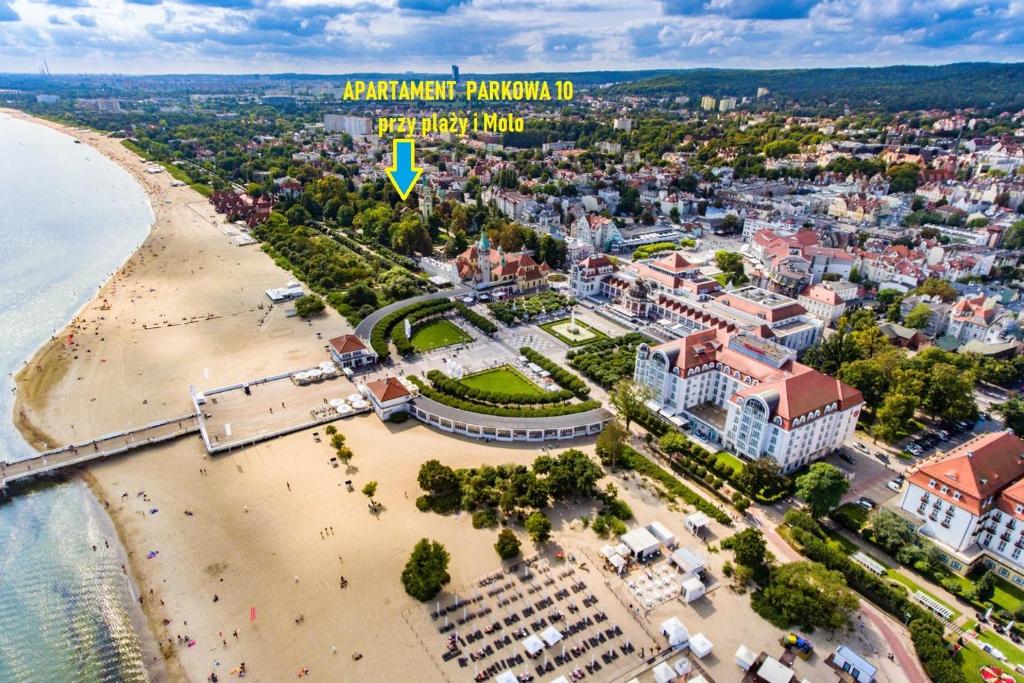 an aerial view of a beach and a city at Parkowa 10 przy plaży i molo in Sopot