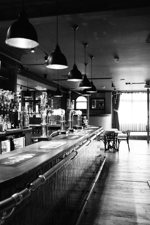 Lounge nebo bar v ubytování Fountain Hotel