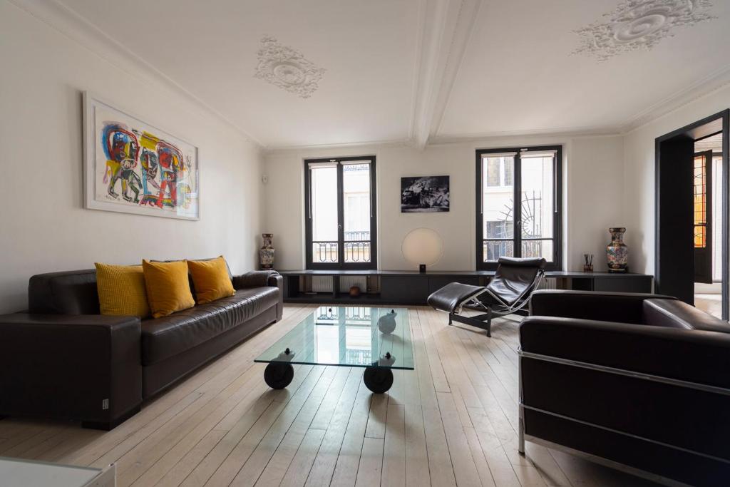 Jehan - Two-Bedroom Apartment