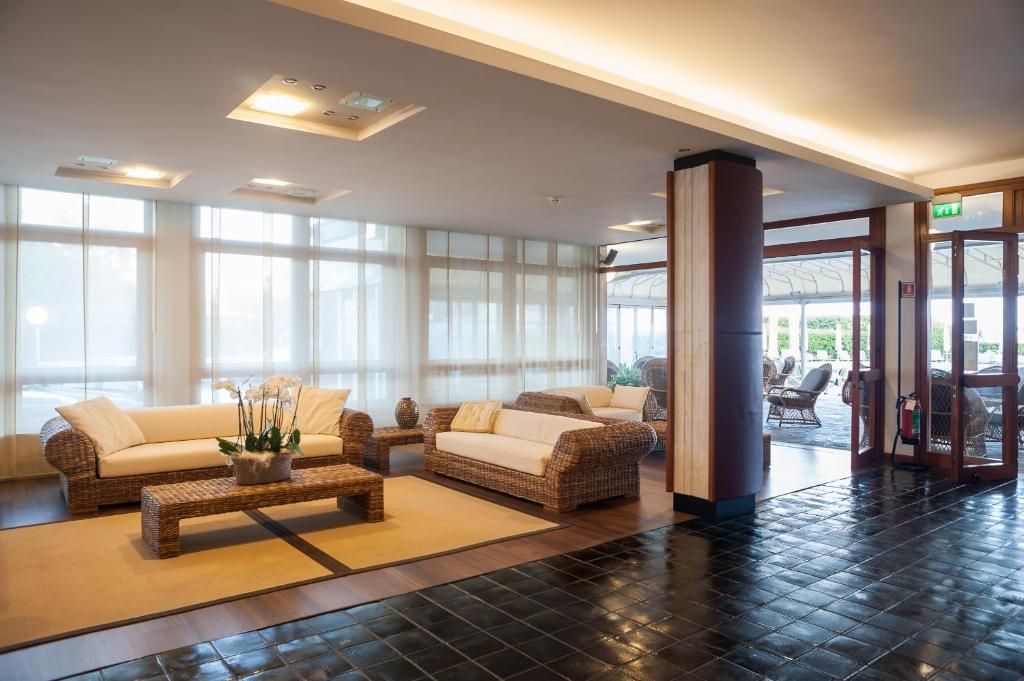 Posezení v ubytování Hotel Negresco