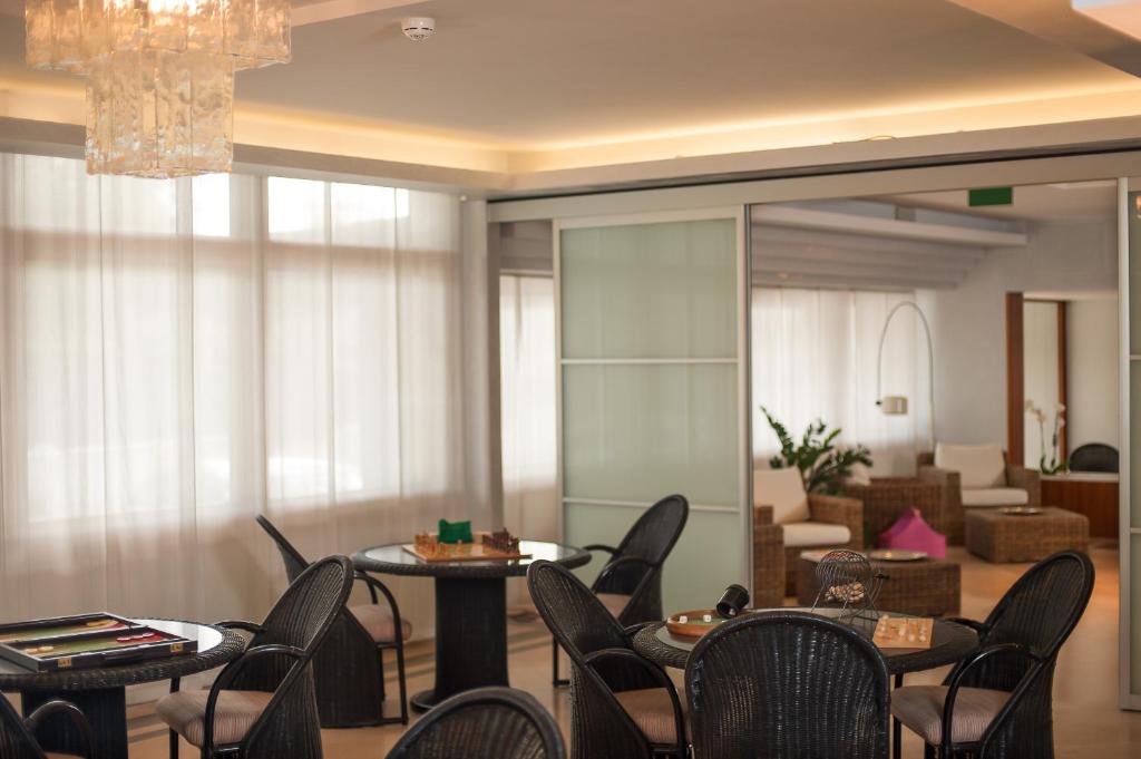 Posezení v ubytování Hotel Negresco