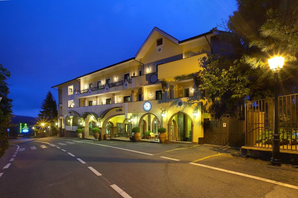Budova, kde se hotel nachází
