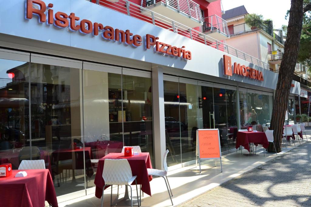 Restauracja lub miejsce do jedzenia w obiekcie Hotel Morena