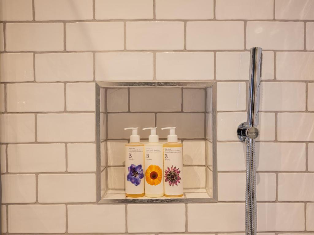 Spread Eagle - Resim 6