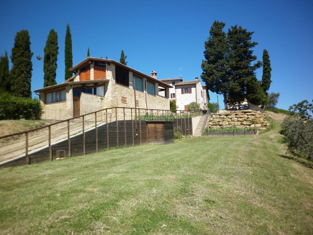 Budova, kde se the country house nachází