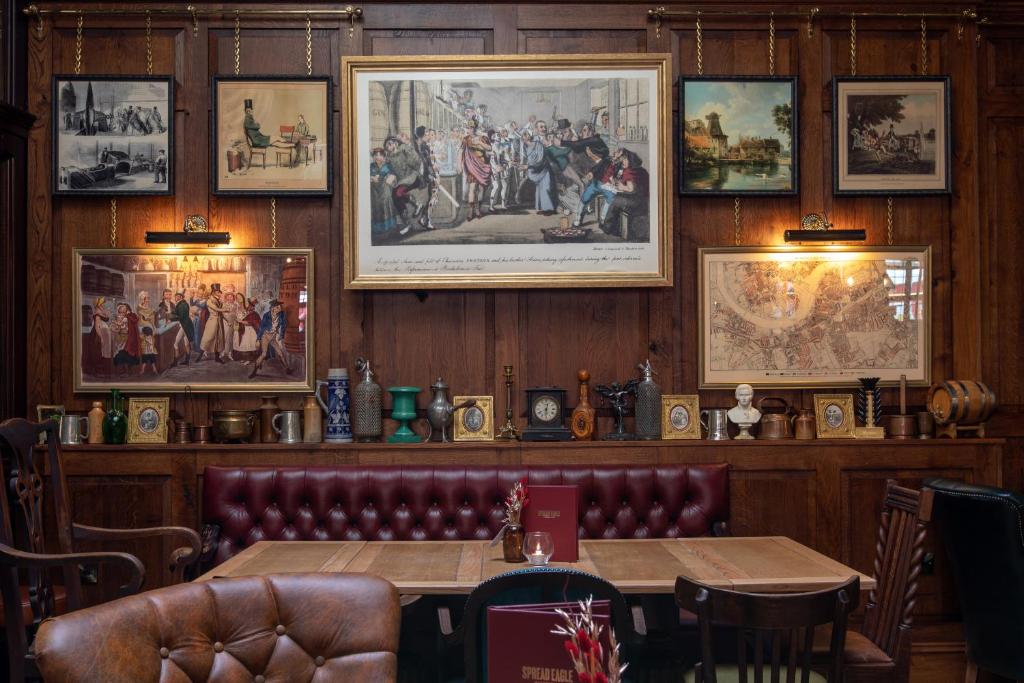 Spread Eagle - Resim 33